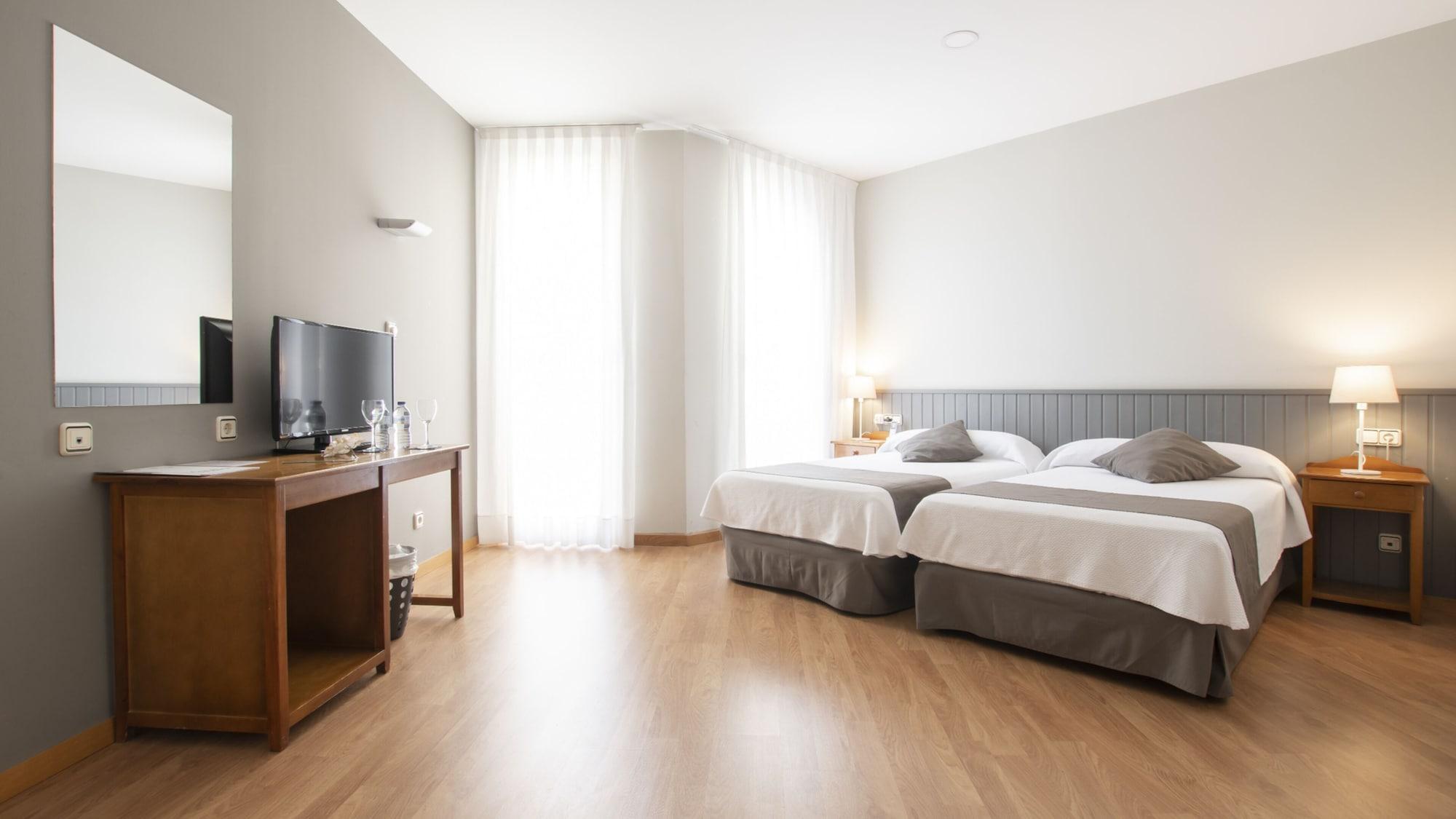 Hotel Isabel De Segura Teruel Eksteriør bilde