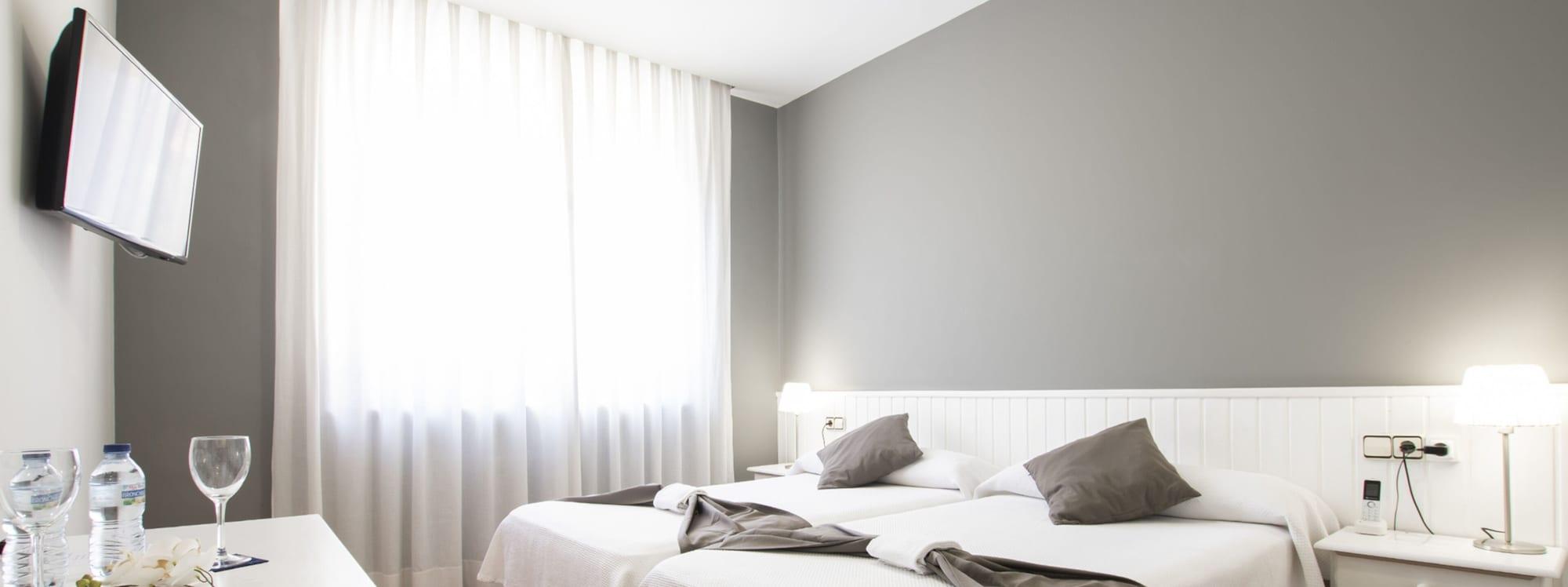 Hotel Isabel De Segura Teruel Eksteriør bilde