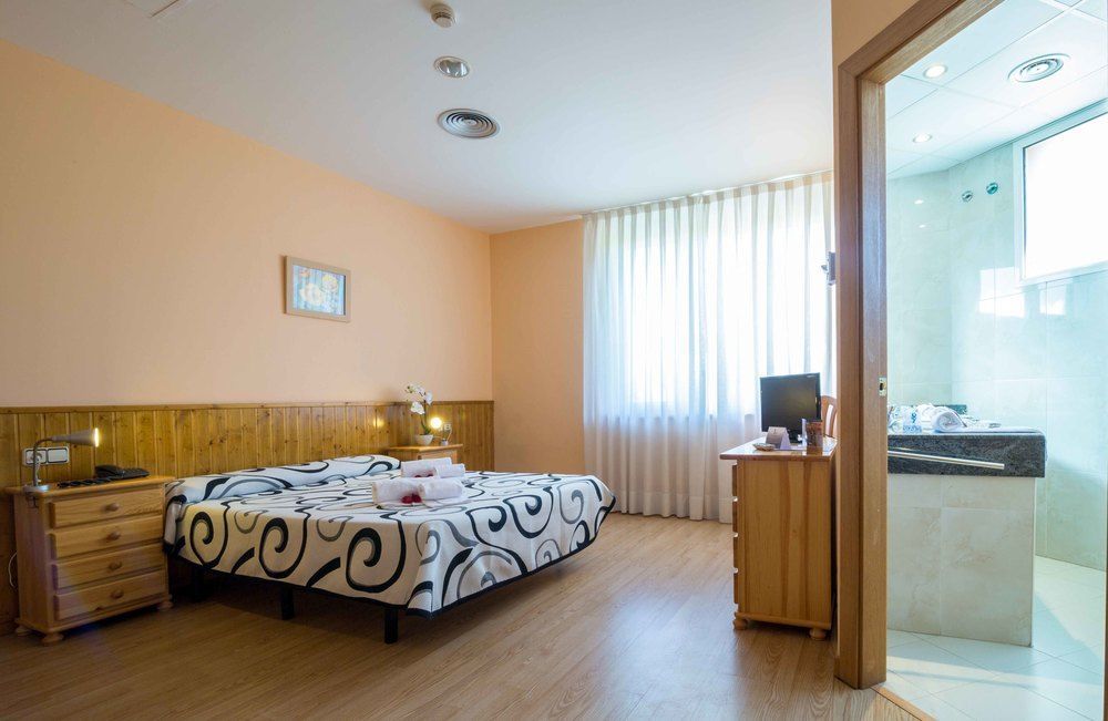 Hotel Isabel De Segura Teruel Eksteriør bilde