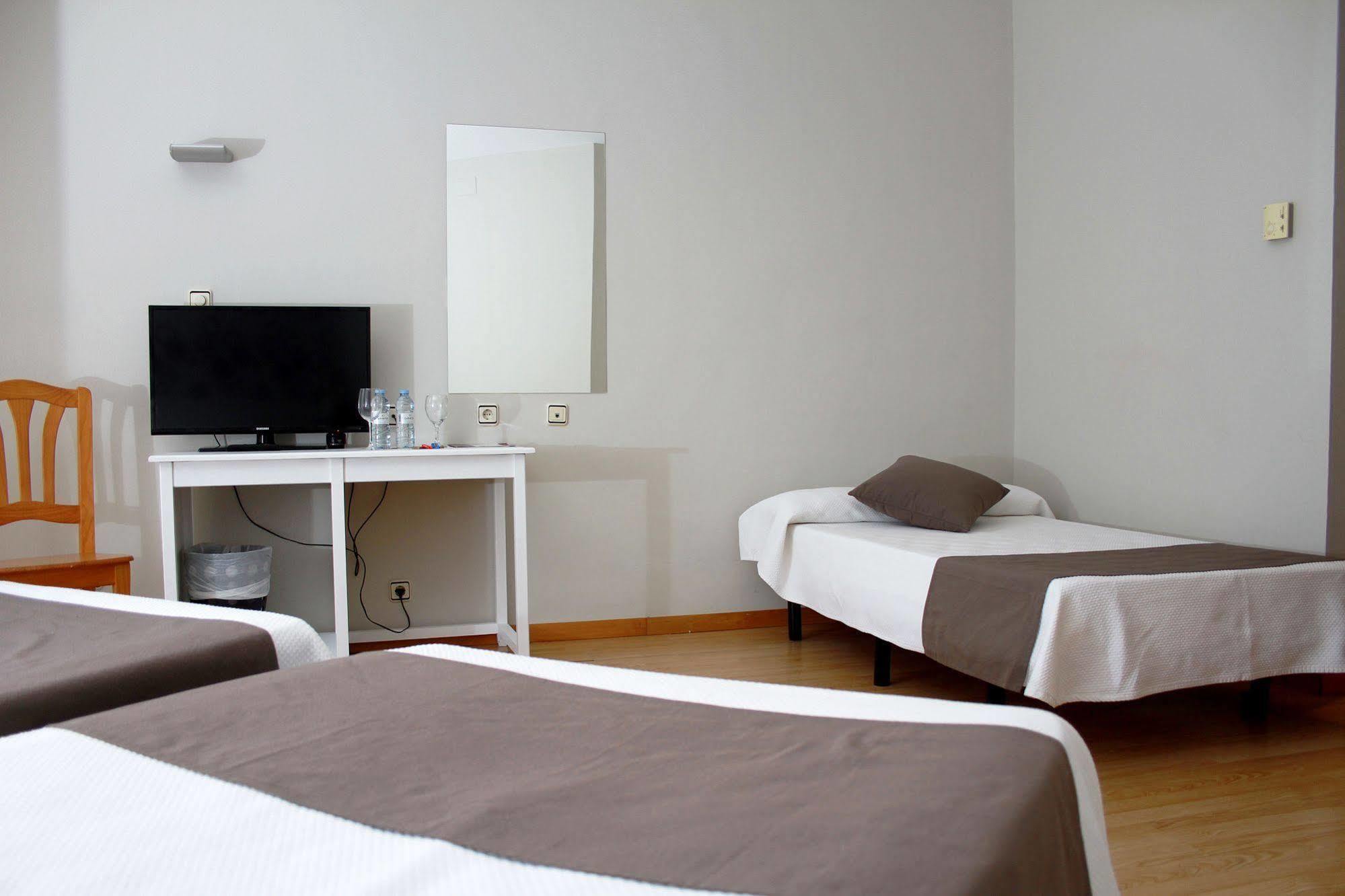 Hotel Isabel De Segura Teruel Eksteriør bilde