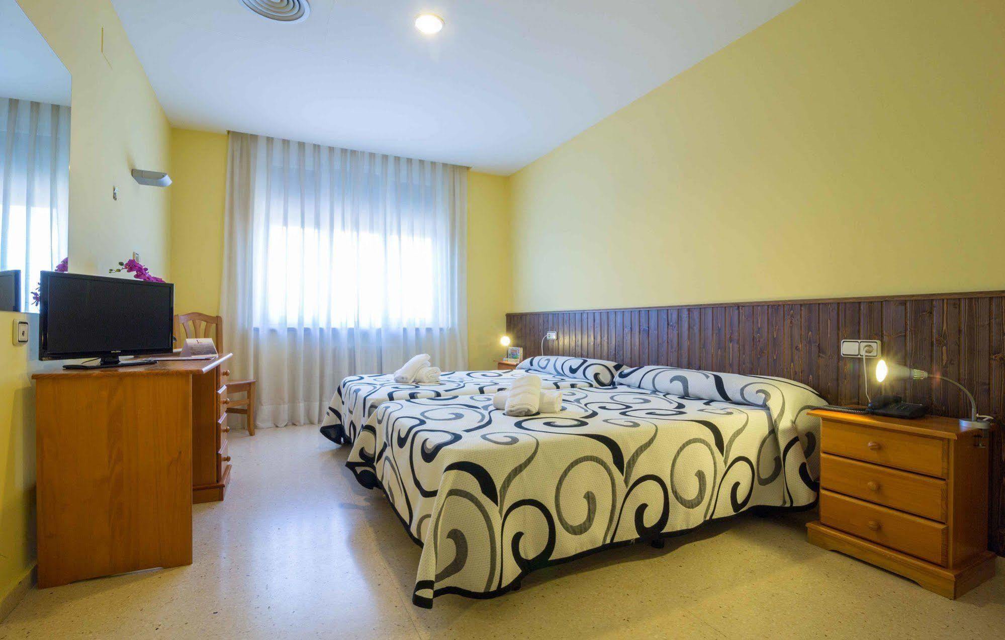 Hotel Isabel De Segura Teruel Eksteriør bilde